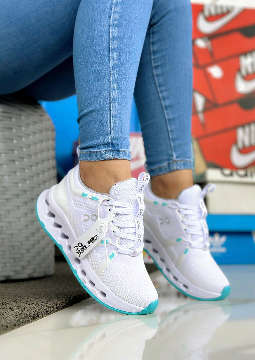 Tenis OnRunning     "Tu nuevo par favorito"